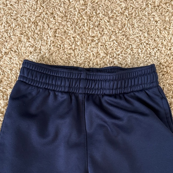 Nike | Hoodie & Jogger Set - Picture 10 of 16